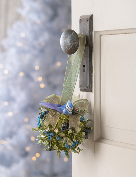 GANZ- Blue Jay Door Decor Kissball